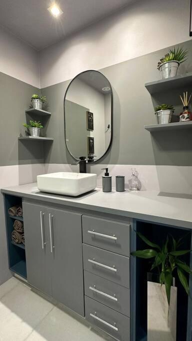 Novissimo Solteiro Metro Brooklin Hmb720 Apartamento *