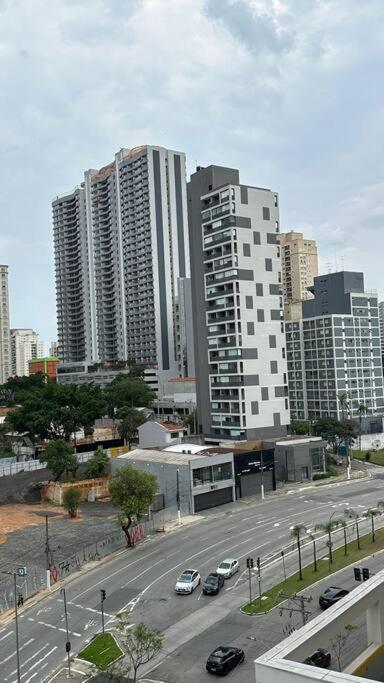 Novissimo Solteiro Metro Brooklin Hmb720 São Paulo